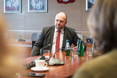 M. Marczewski,